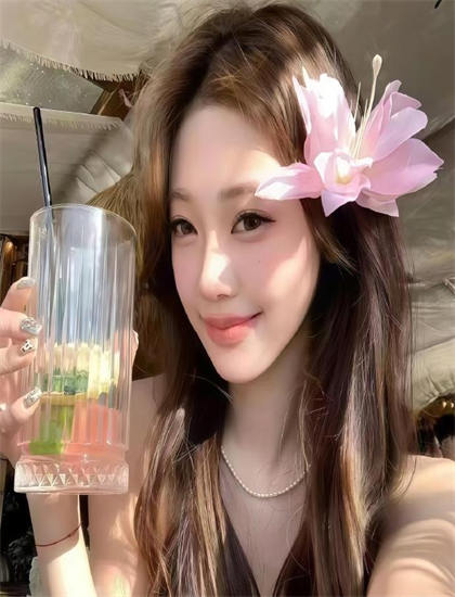 《河南坠子王婵出世》主角分析：角色塑造与成长轨迹